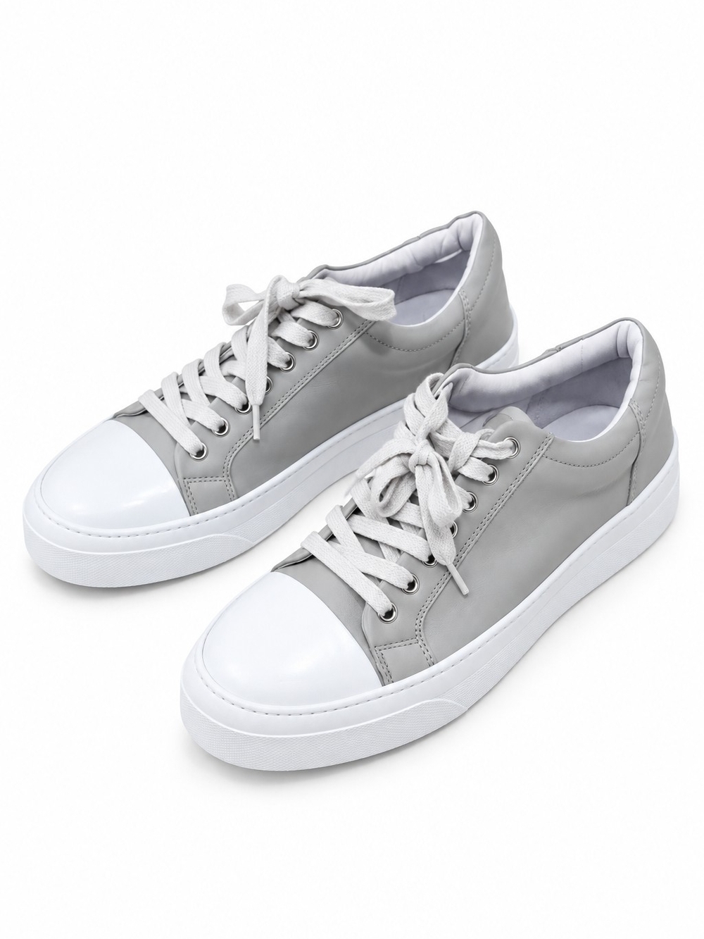 Classic Low-Top Lace-Up Sneakers in Light Gray and White